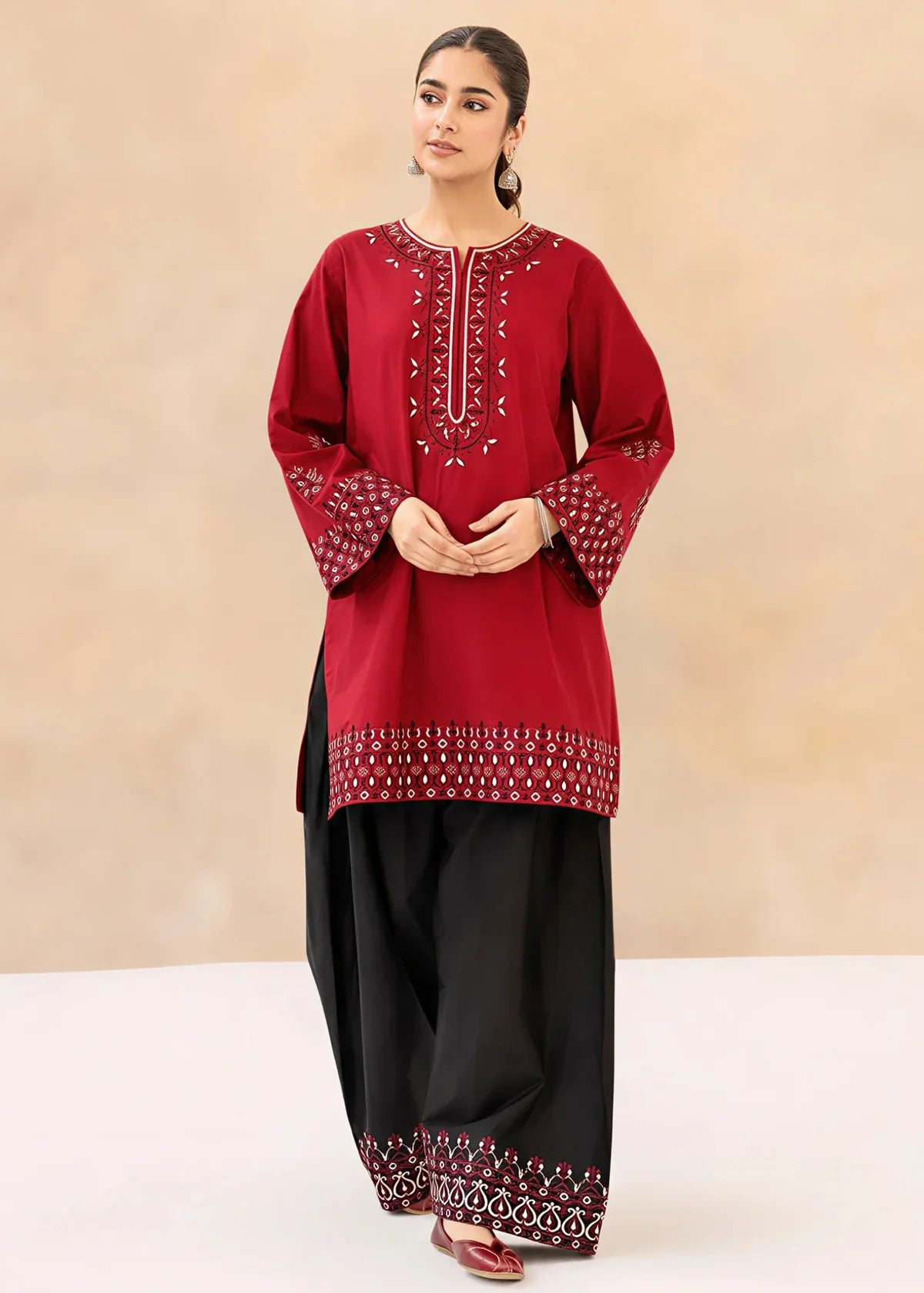 Arzoo Embroidered 2-Piece Suit